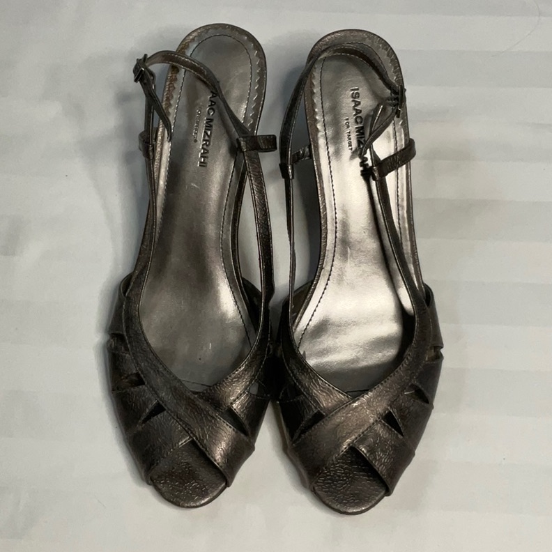 Isaac Mizrahi Low Heel Silver Dress Shoes